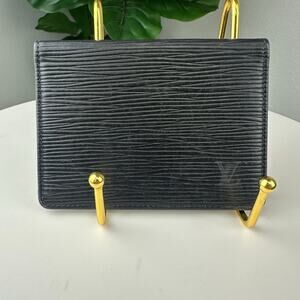 💎✨Authentic Louis Vuitton Black Epi Leather Card Holder